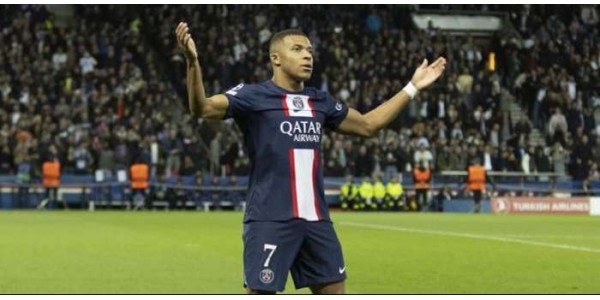 Mbappe og Neymar konkurrerer med hinanden, og Messi vender tilbage